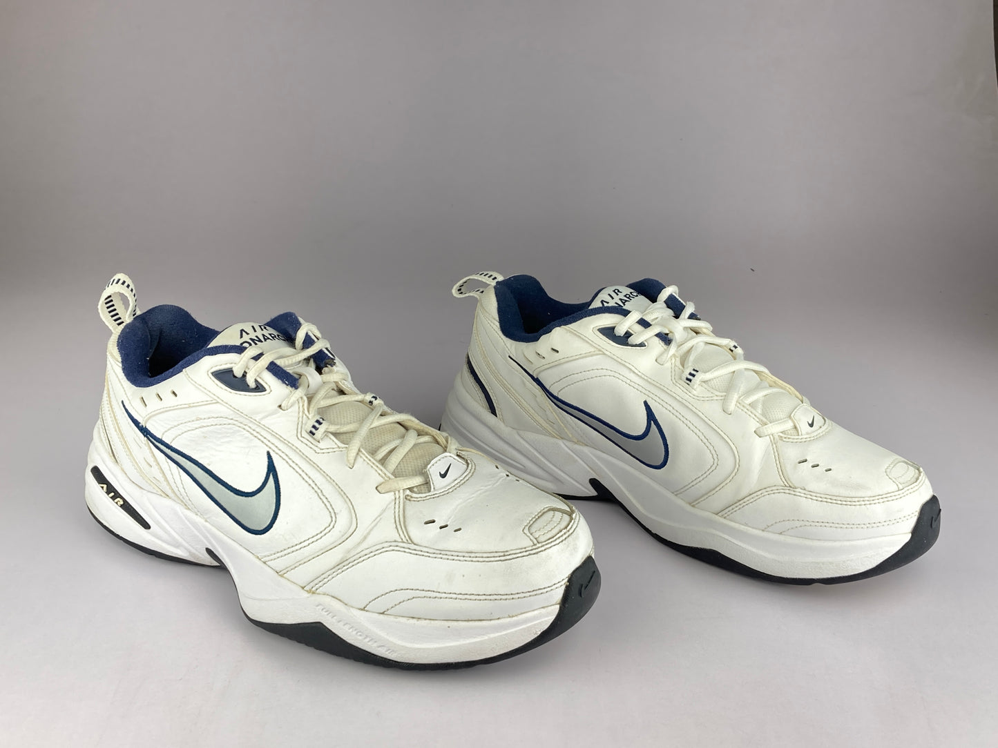 Shoes that are available online in Pakistan at athleticorner.com