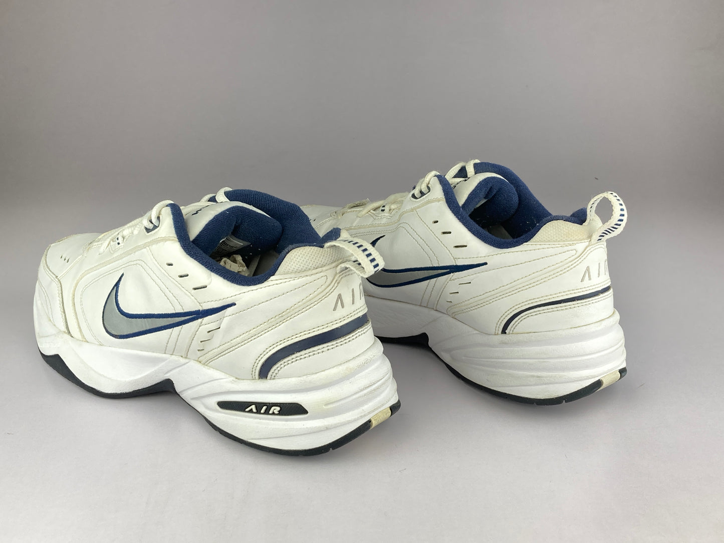 Shoes that are available online in Pakistan at athleticorner.com