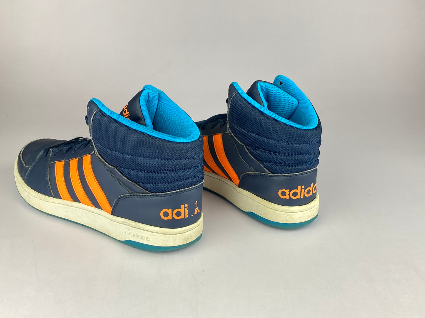Shoes that are available online in Pakistan at athleticorner.com