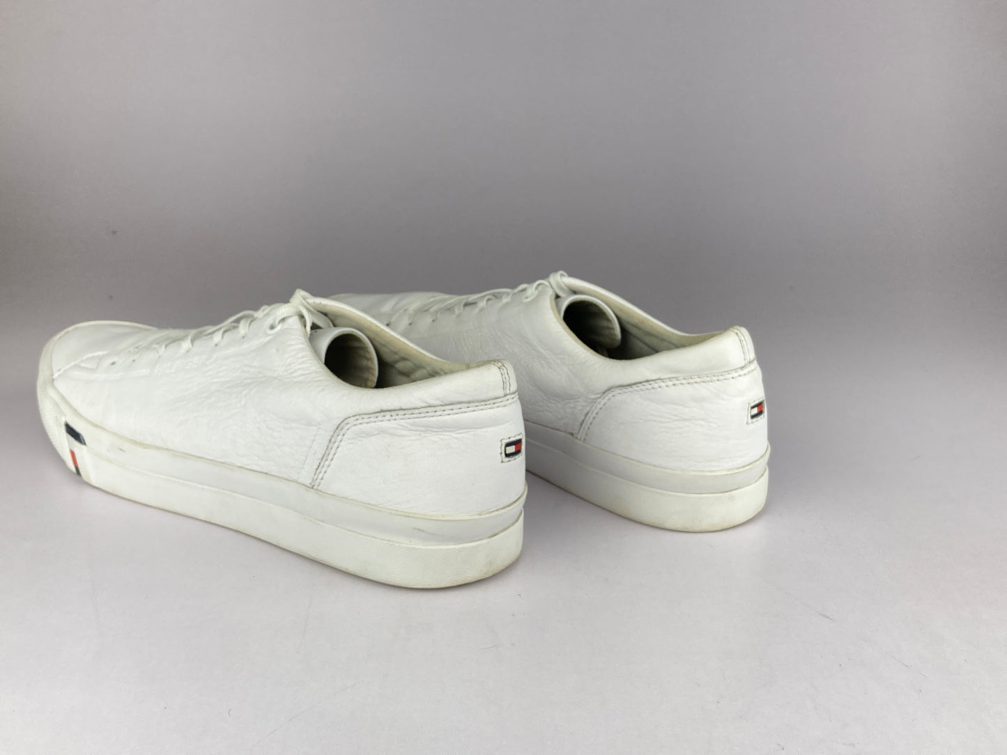 Shoes that are available online in Pakistan at athleticorner.com