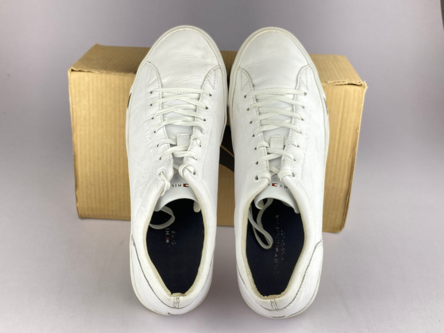 Shoes that are available online in Pakistan at athleticorner.com
