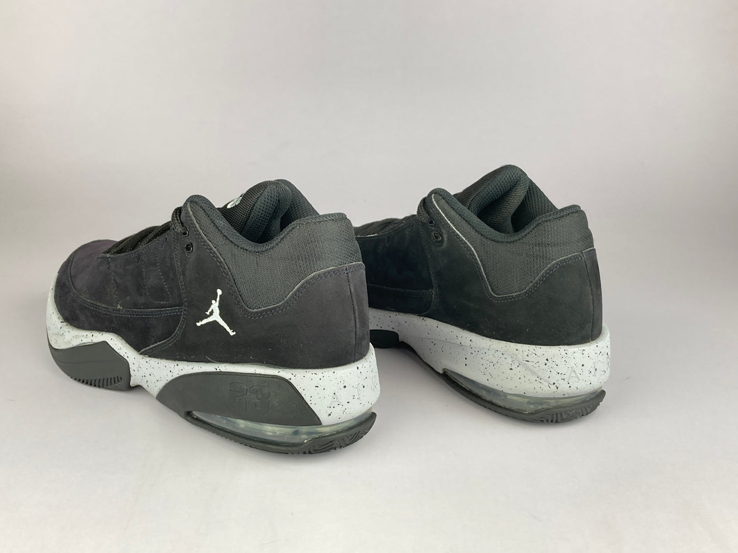 Nike Jordan Max Aura 3 'Black Oreo' cz4167-002-Basketball-Athletic Corner