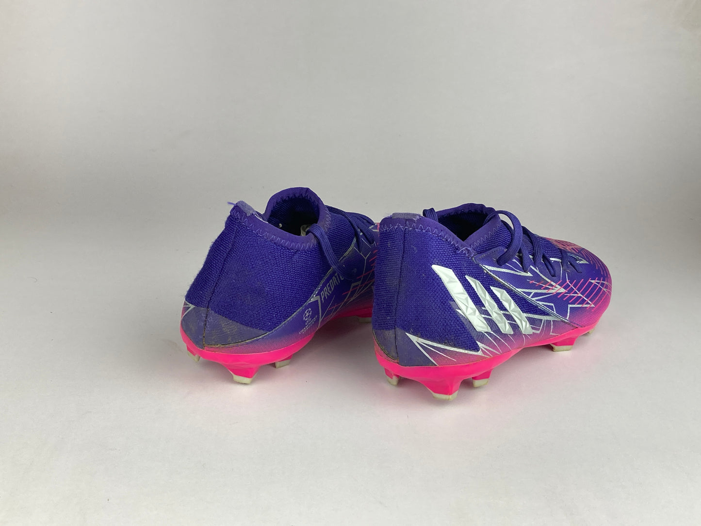 Shoes that are available online in Pakistan at athleticorner.com