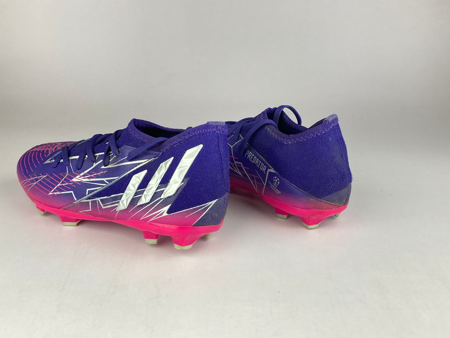 Shoes that are available online in Pakistan at athleticorner.com