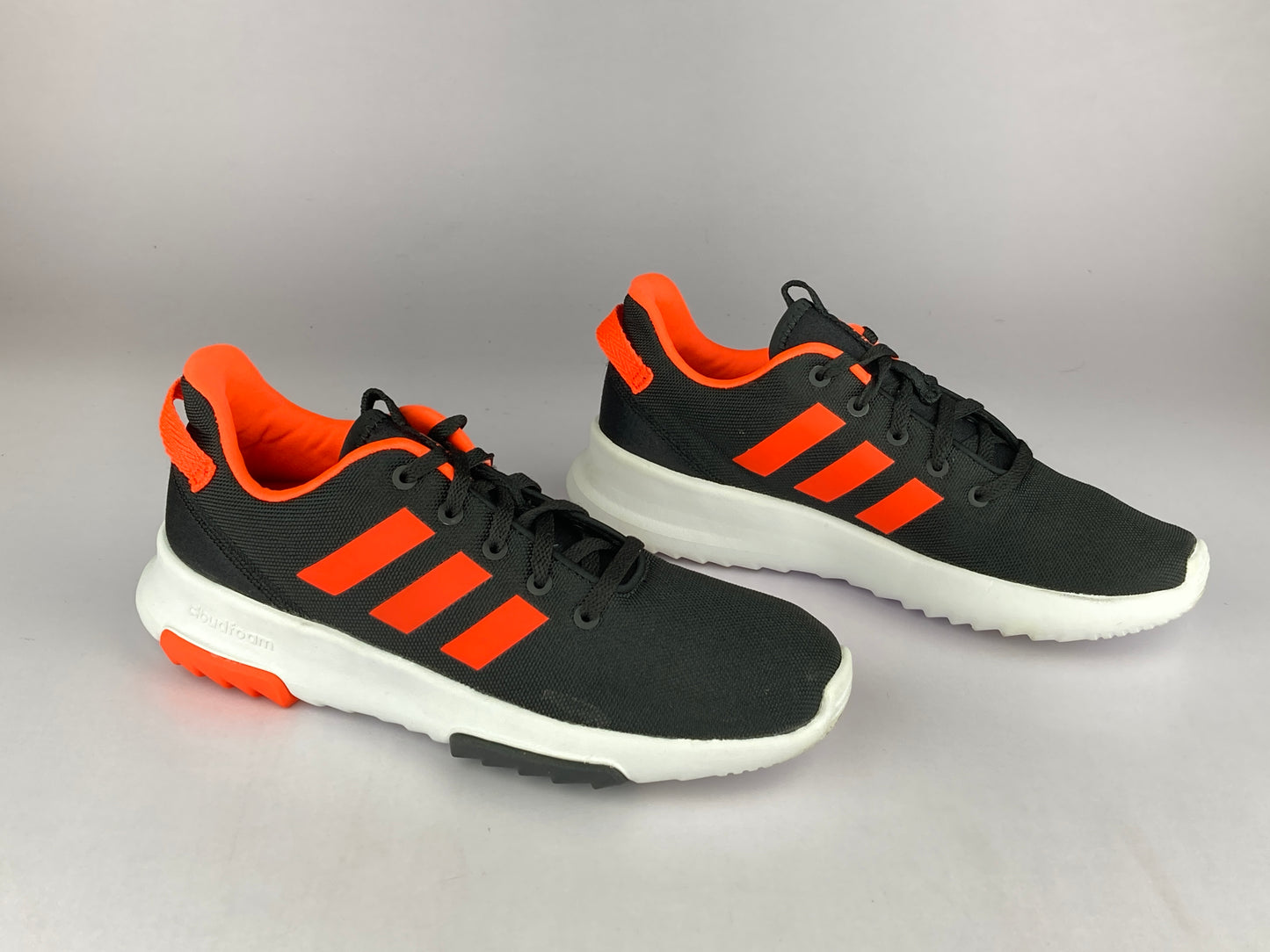 Shoes that are available online in Pakistan at athleticorner.com
