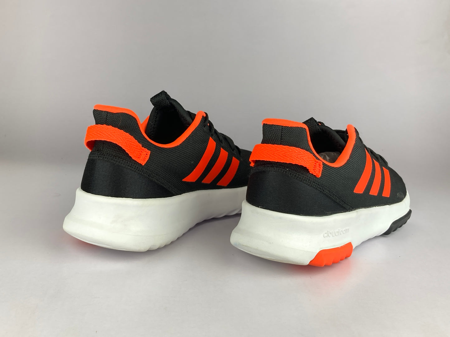 Shoes that are available online in Pakistan at athleticorner.com