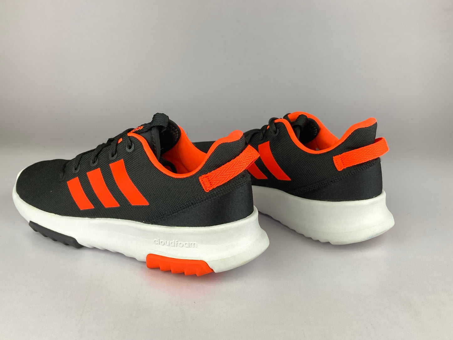 Shoes that are available online in Pakistan at athleticorner.com