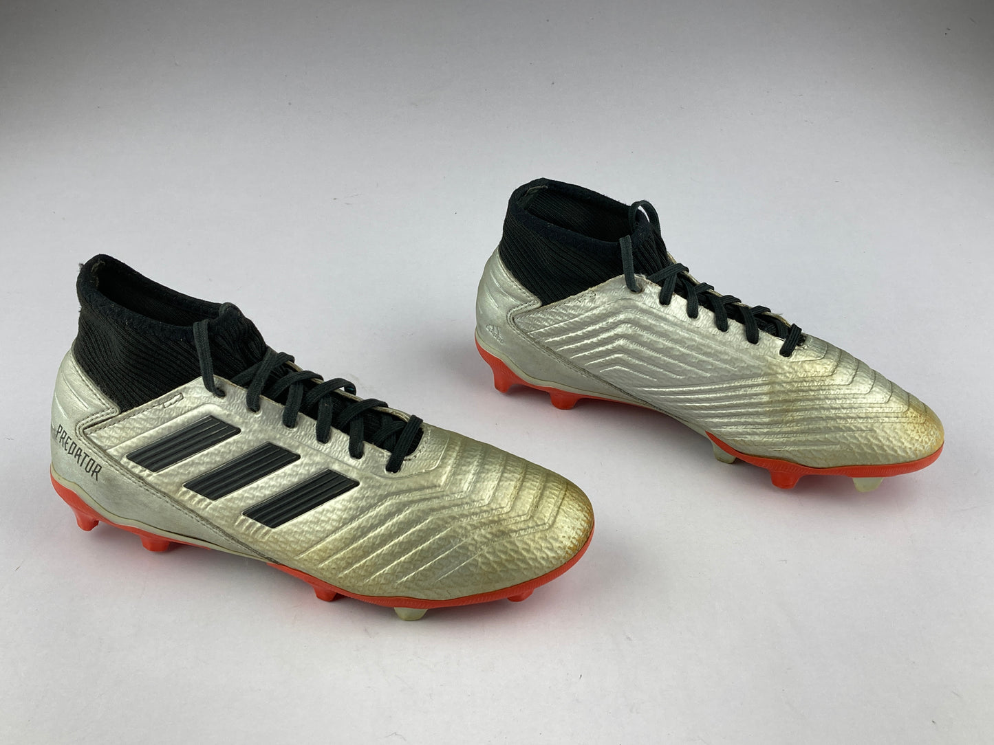 Shoes that are available online in Pakistan at athleticorner.com
