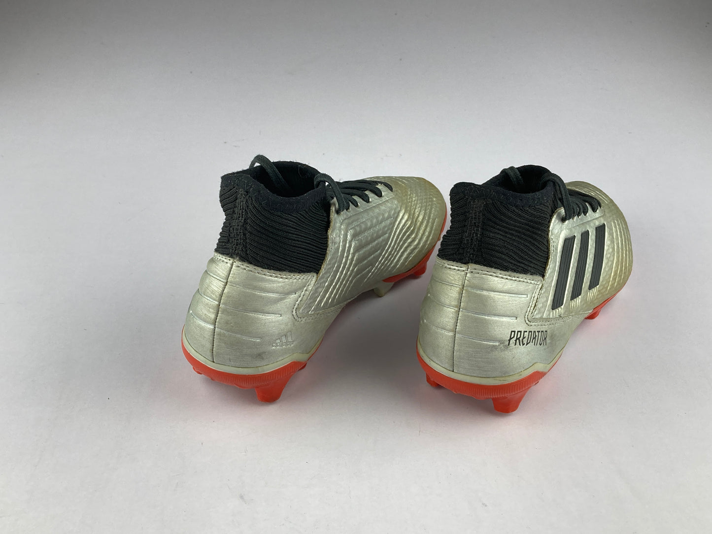 Shoes that are available online in Pakistan at athleticorner.com