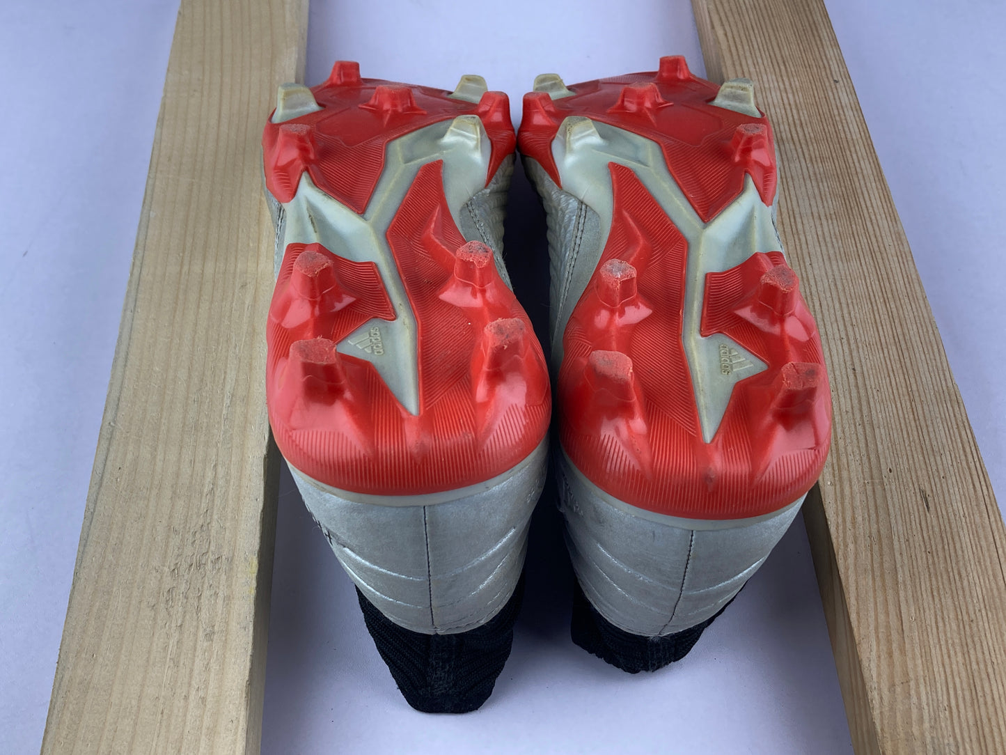 Shoes that are available online in Pakistan at athleticorner.com