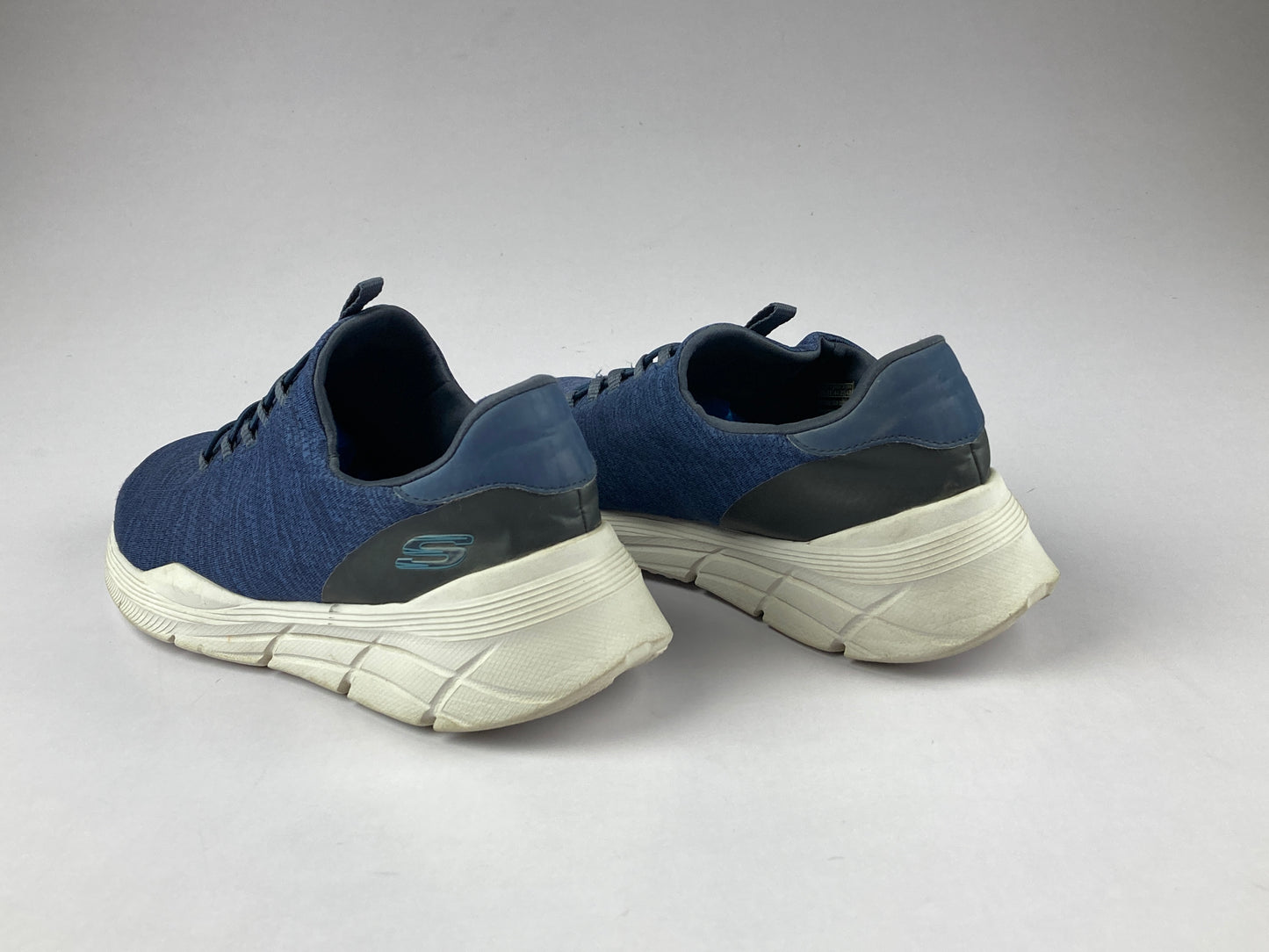 Shoes that are available online in Pakistan at athleticorner.com