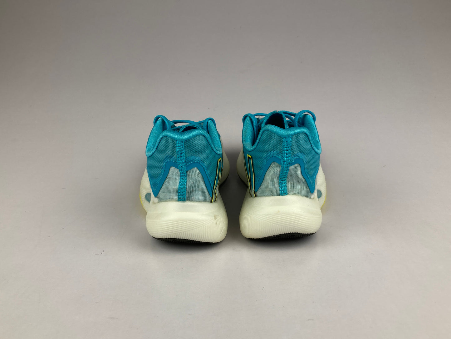 Shoes that are available online in Pakistan at athleticorner.com