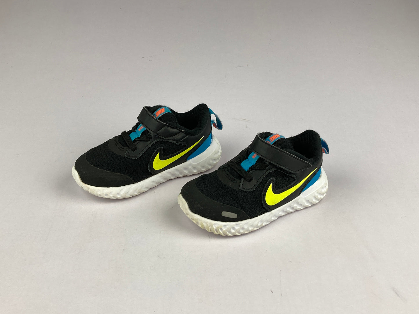 Nike Revolution 5 TD 'Black Lemon Venom' bq5673-076-Running-Athletic Corner