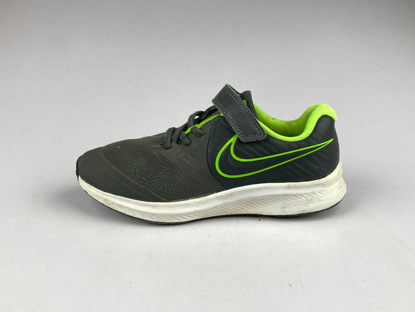 Shoes that are available online in Pakistan at athleticorner.com