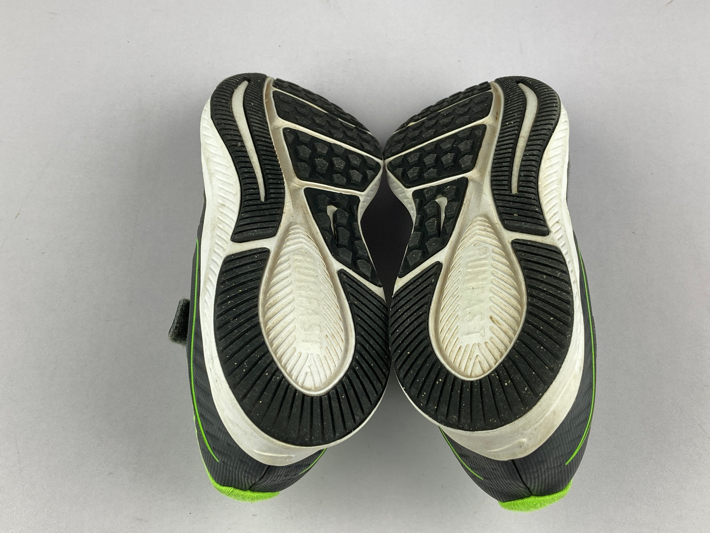Shoes that are available online in Pakistan at athleticorner.com