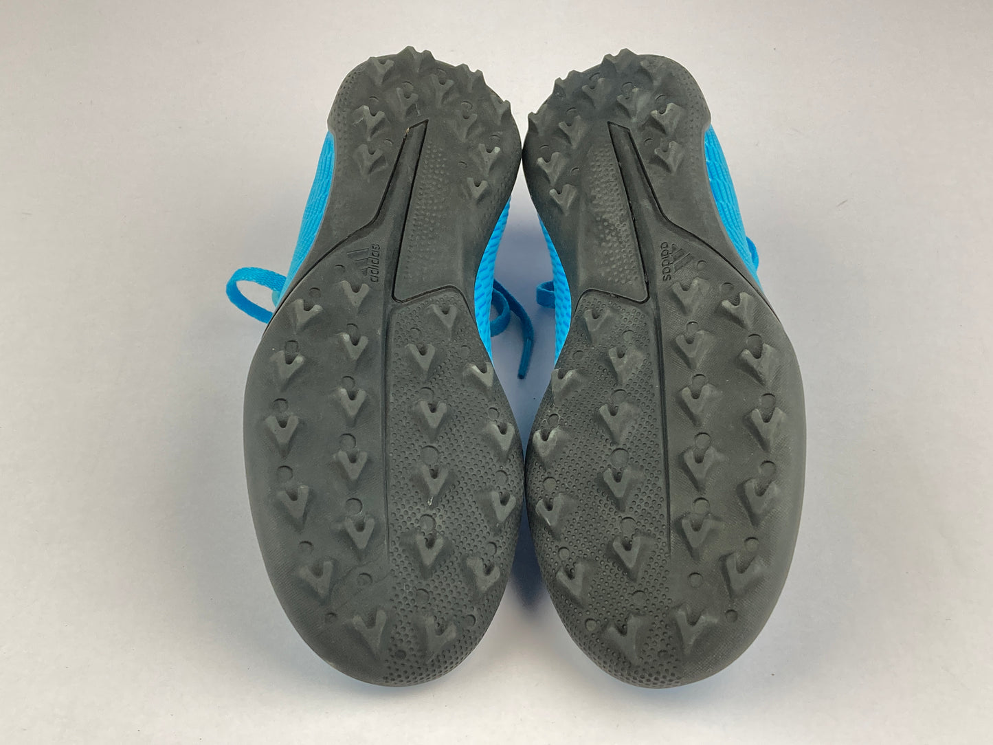 Shoes that are available online in Pakistan at athleticorner.com