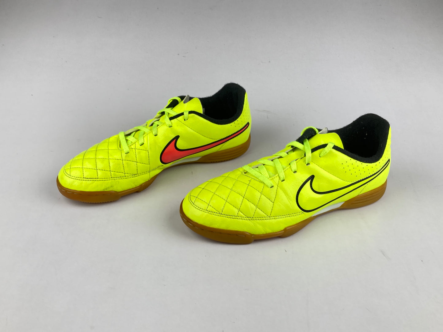 Shoes that are available online in Pakistan at athleticorner.com