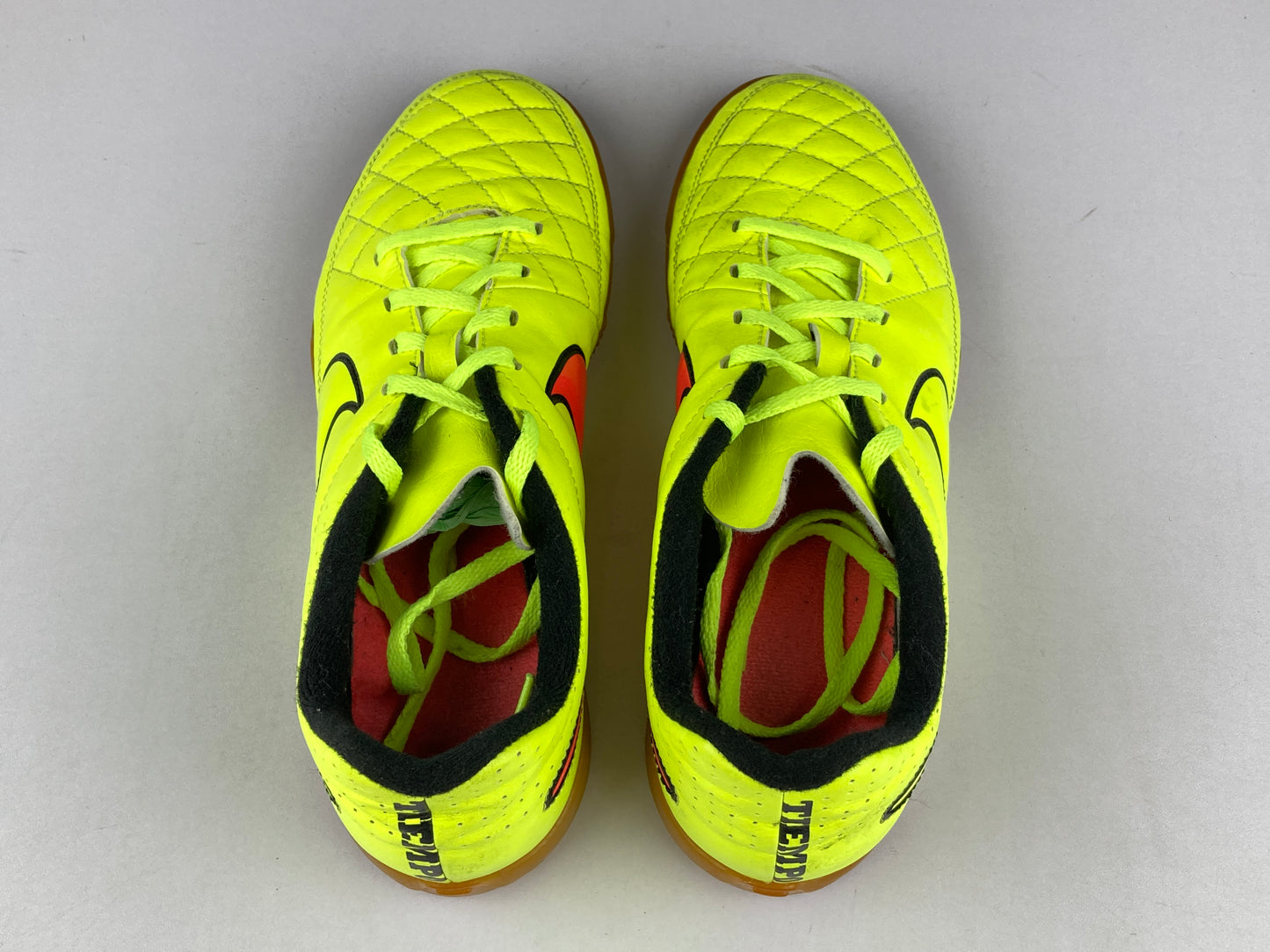 Shoes that are available online in Pakistan at athleticorner.com