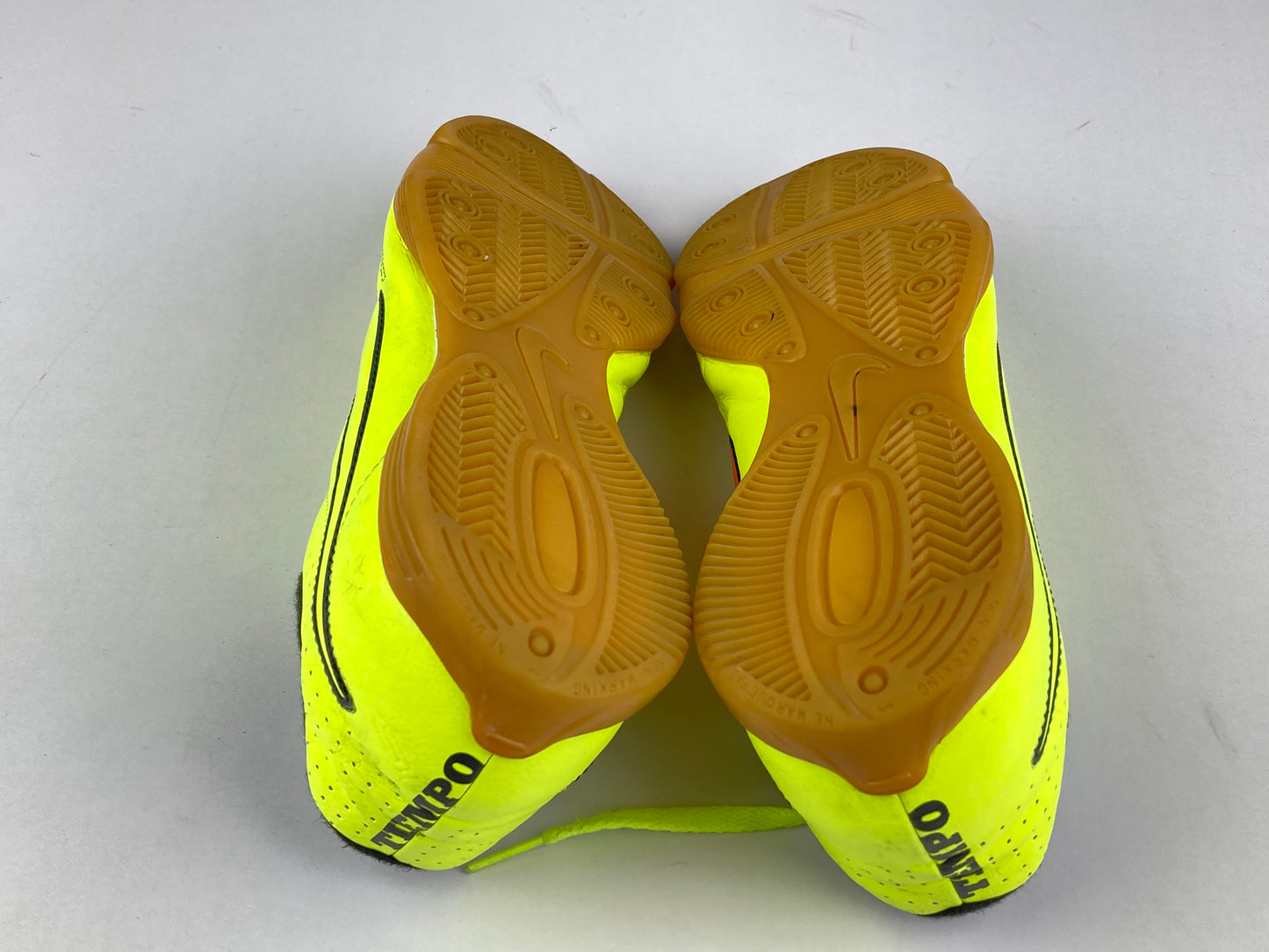 Shoes that are available online in Pakistan at athleticorner.com