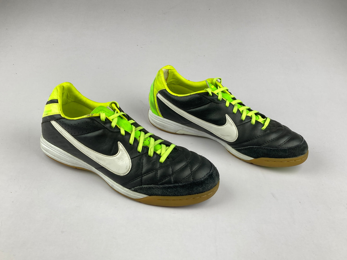 Shoes that are available online in Pakistan at athleticorner.com