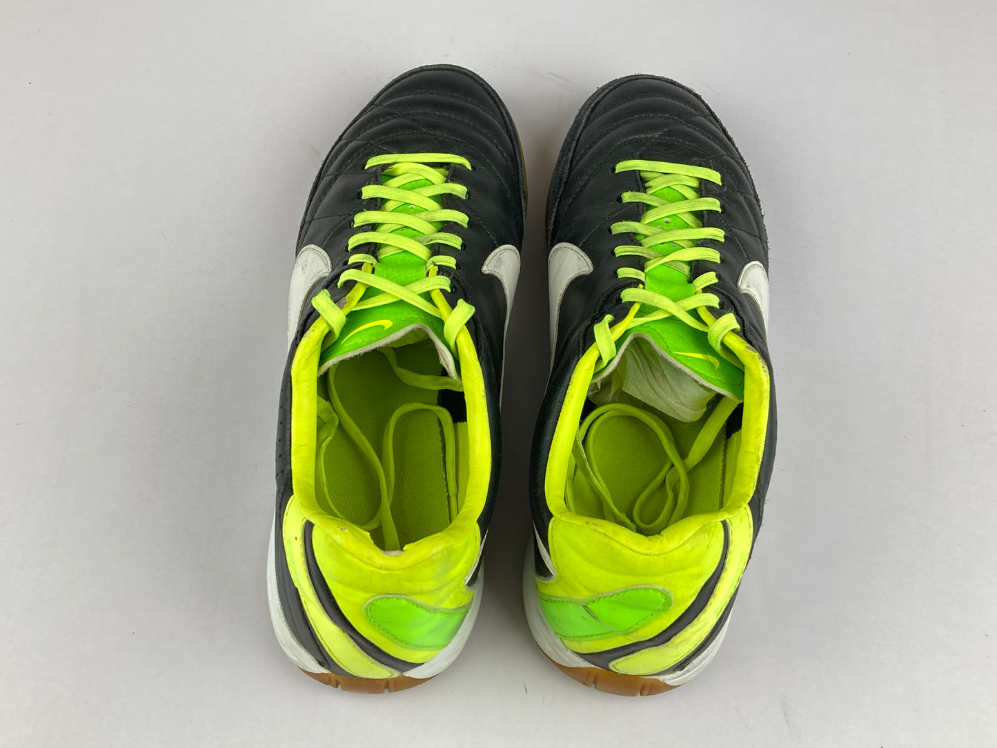 Shoes that are available online in Pakistan at athleticorner.com