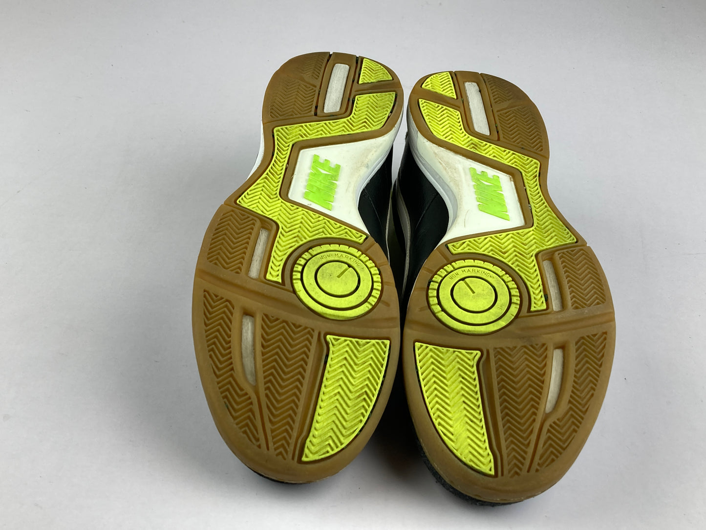 Shoes that are available online in Pakistan at athleticorner.com