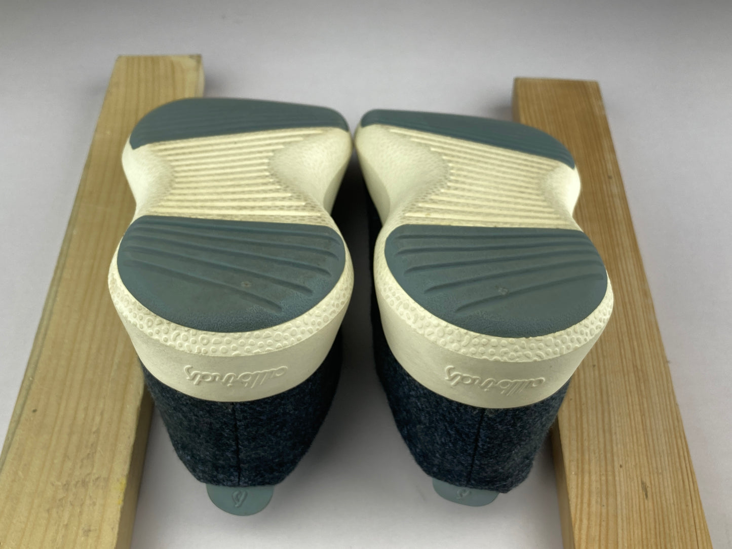 Shoes that are available online in Pakistan at athleticorner.com