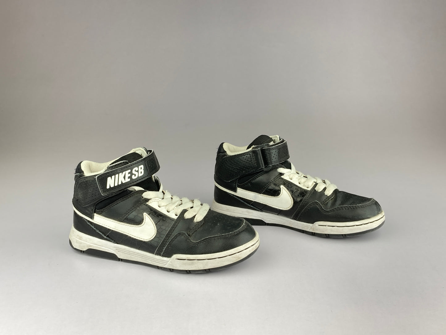Nike SB Morgan Mid II Jr 'Black/White'-Sneakers-Athletic Corner