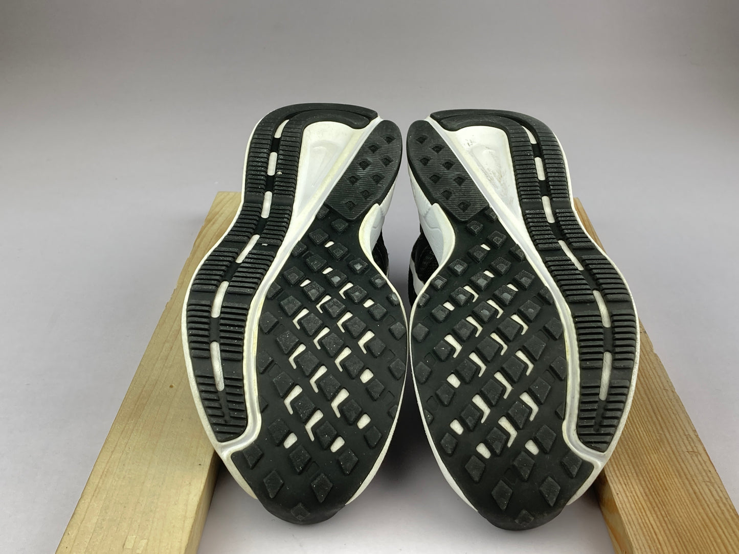 Nike Wmns Run Swift 2 'Black White' CU3528-004-Running-Athletic Corner
