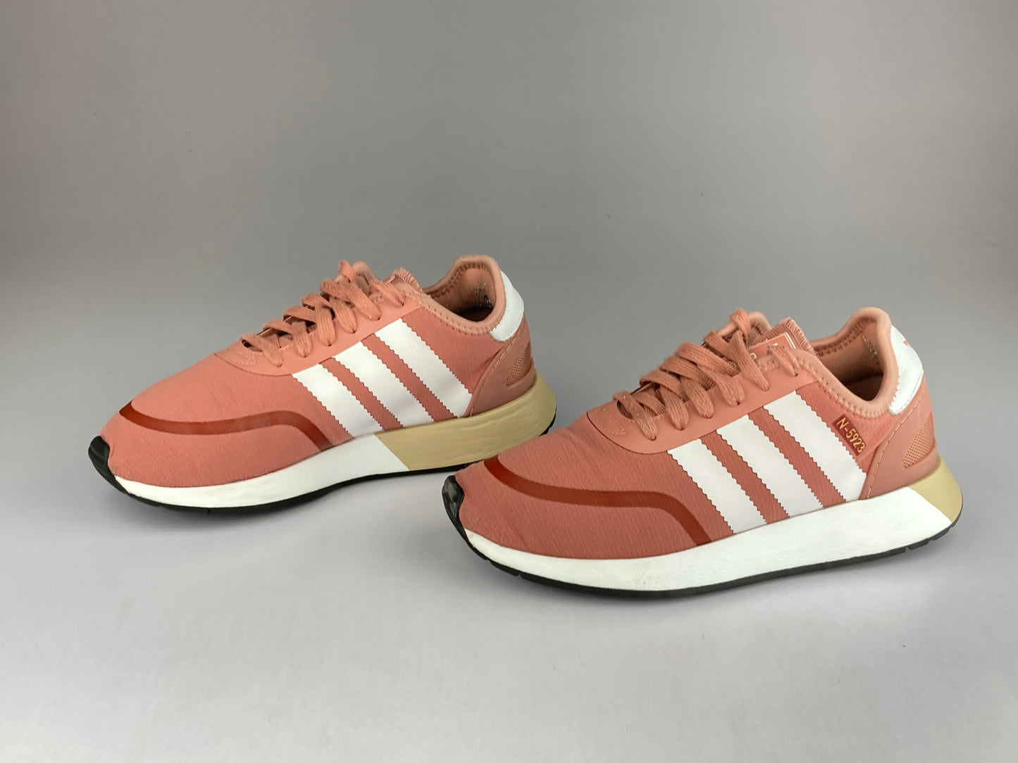 Shoes that are available online in Pakistan at athleticorner.com