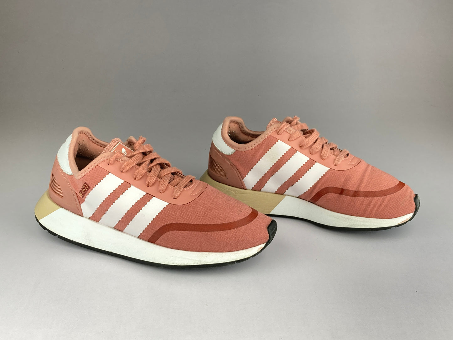 Shoes that are available online in Pakistan at athleticorner.com