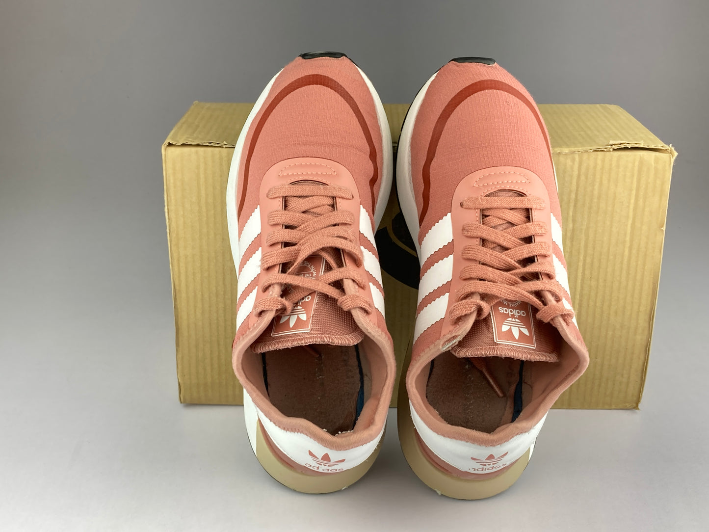 Shoes that are available online in Pakistan at athleticorner.com