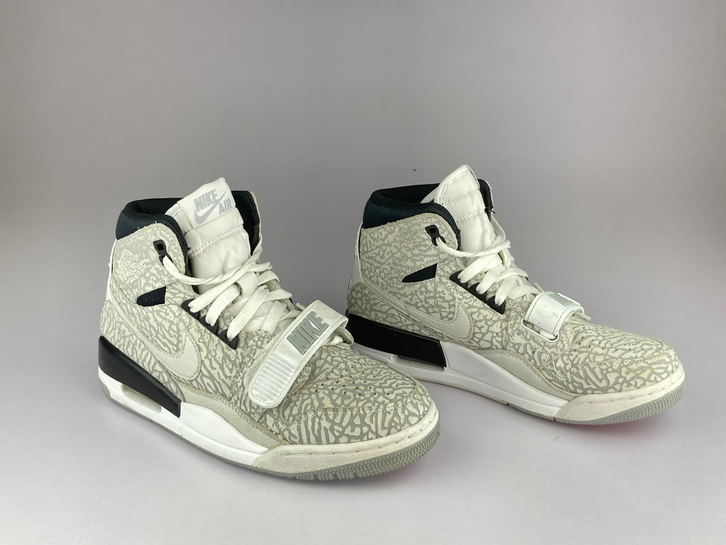 Shoes that are available online in Pakistan at athleticorner.com