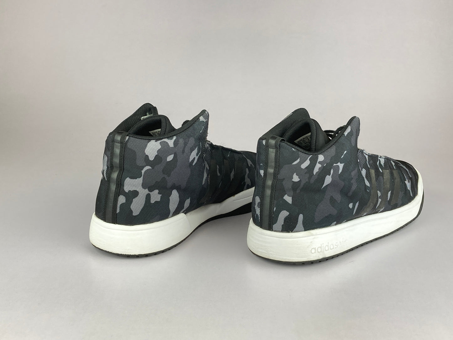 Shoes that are available online in Pakistan at athleticorner.com