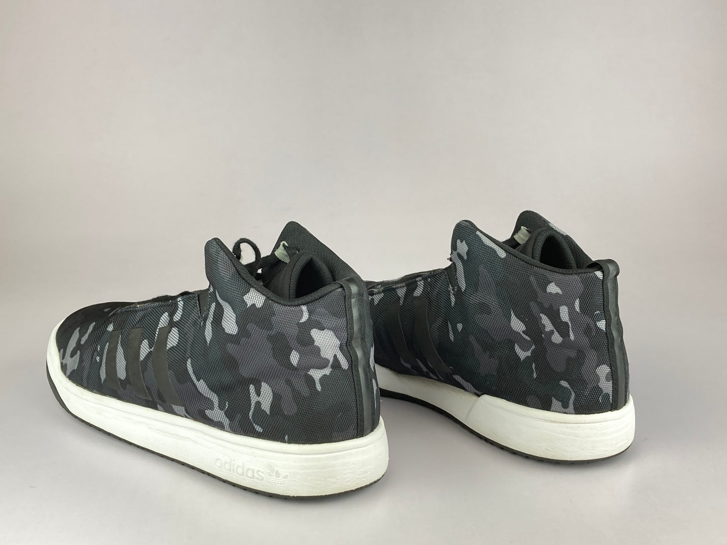 Shoes that are available online in Pakistan at athleticorner.com