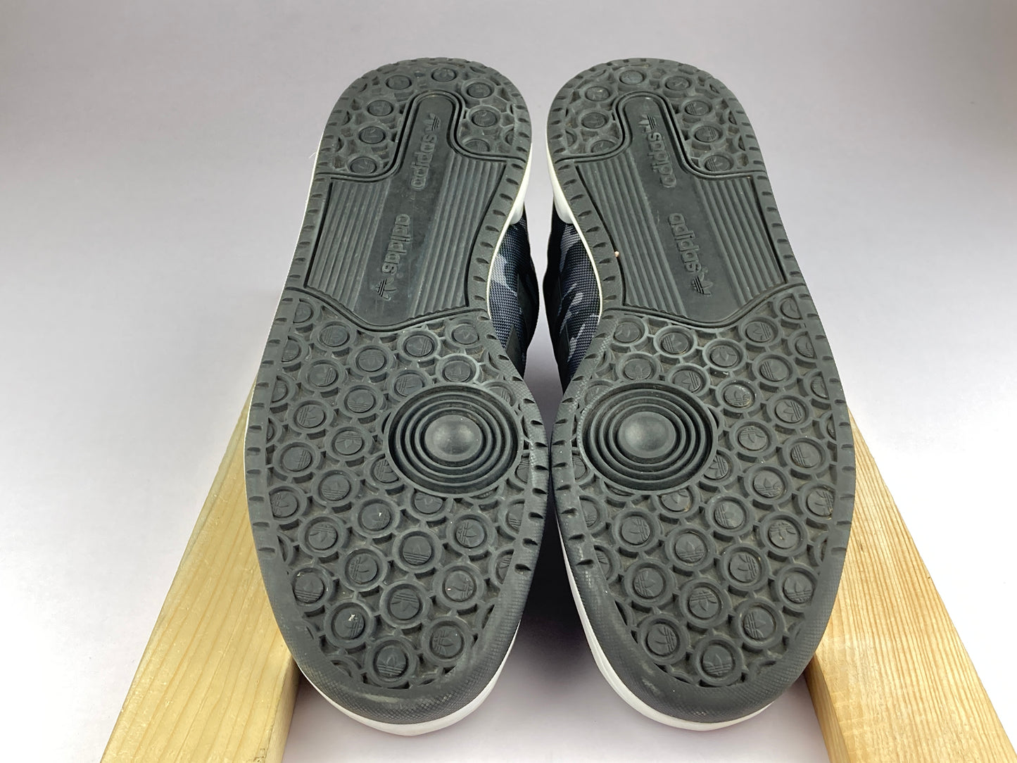 Shoes that are available online in Pakistan at athleticorner.com