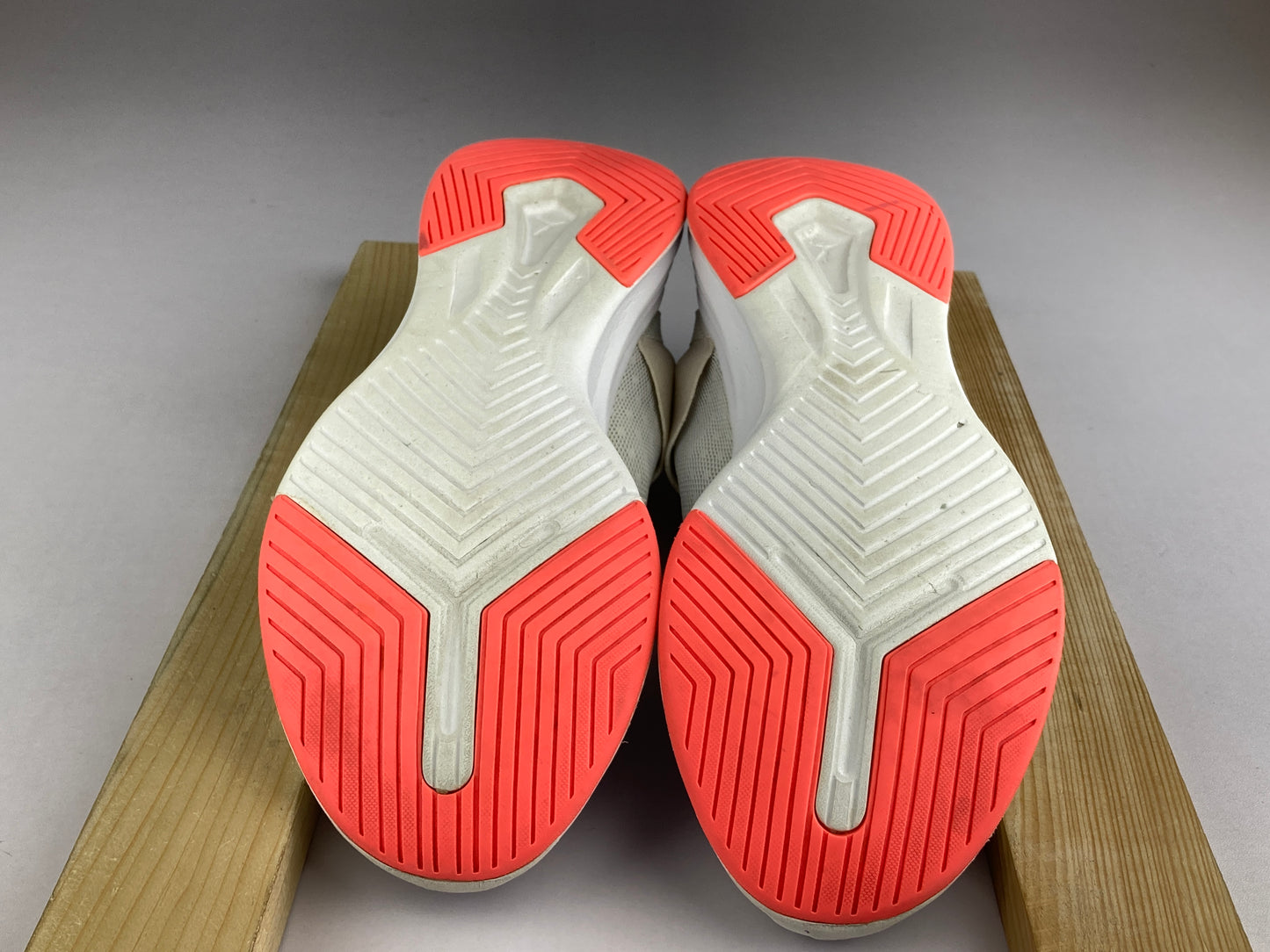 Shoes that are available online in Pakistan at athleticorner.com