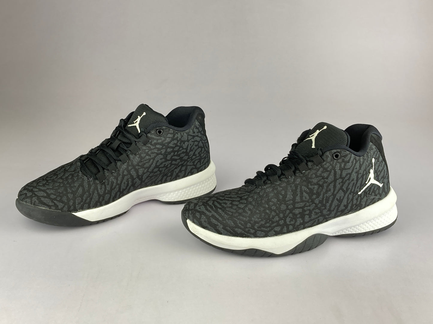 Shoes that are available online in Pakistan at athleticorner.com