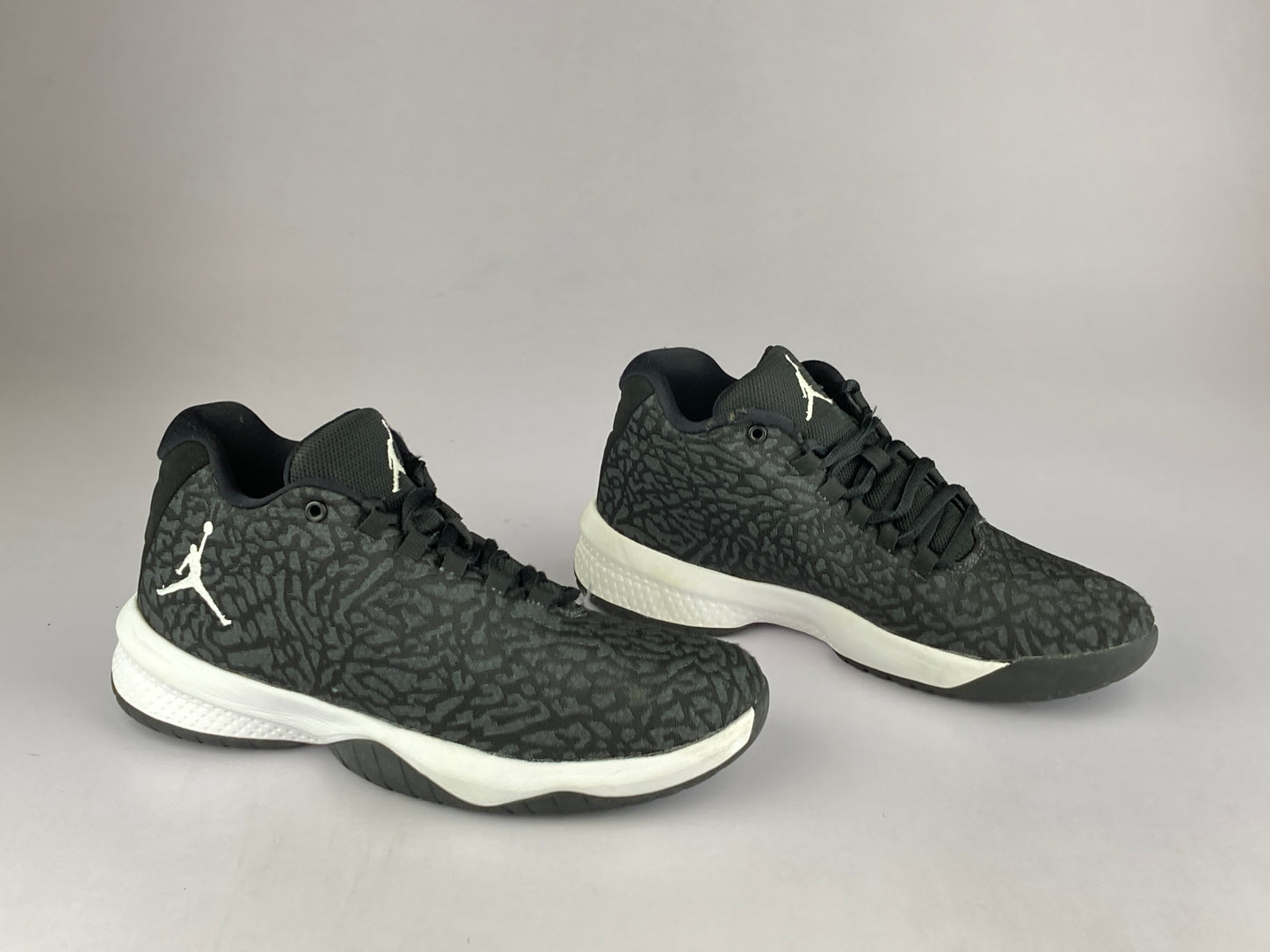 Shoes that are available online in Pakistan at athleticorner.com