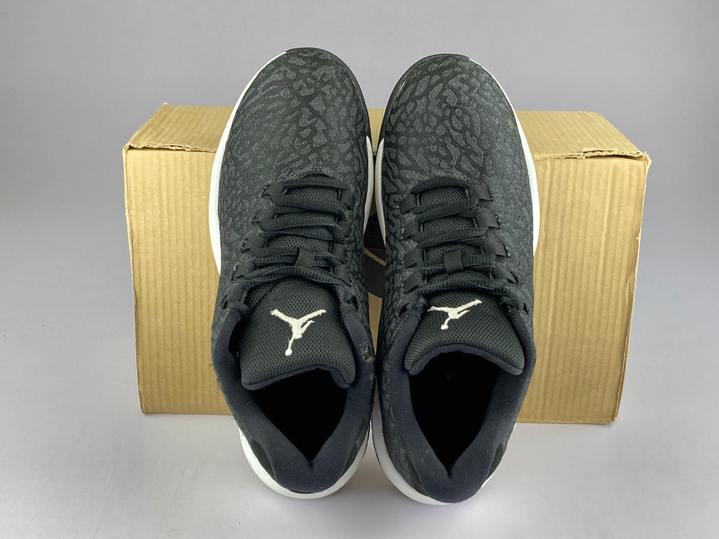 Shoes that are available online in Pakistan at athleticorner.com