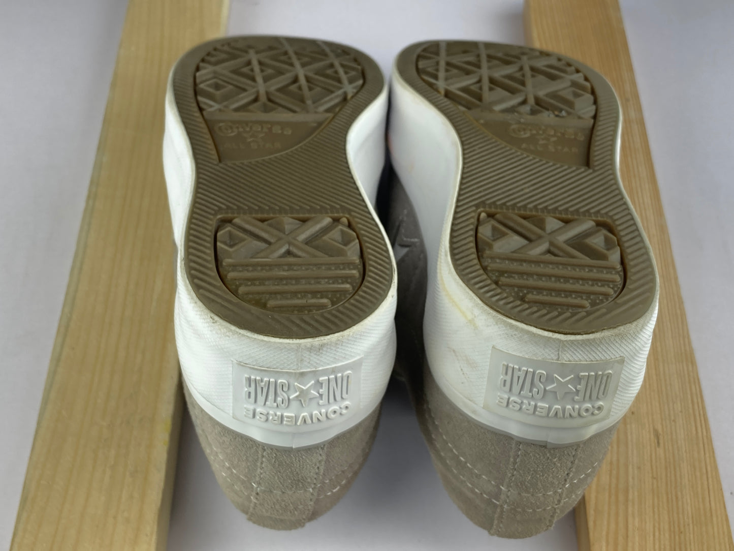 Converse Wmns One Star Platform Suede 'Grey White' 563870c-Sneakers-Athletic Corner