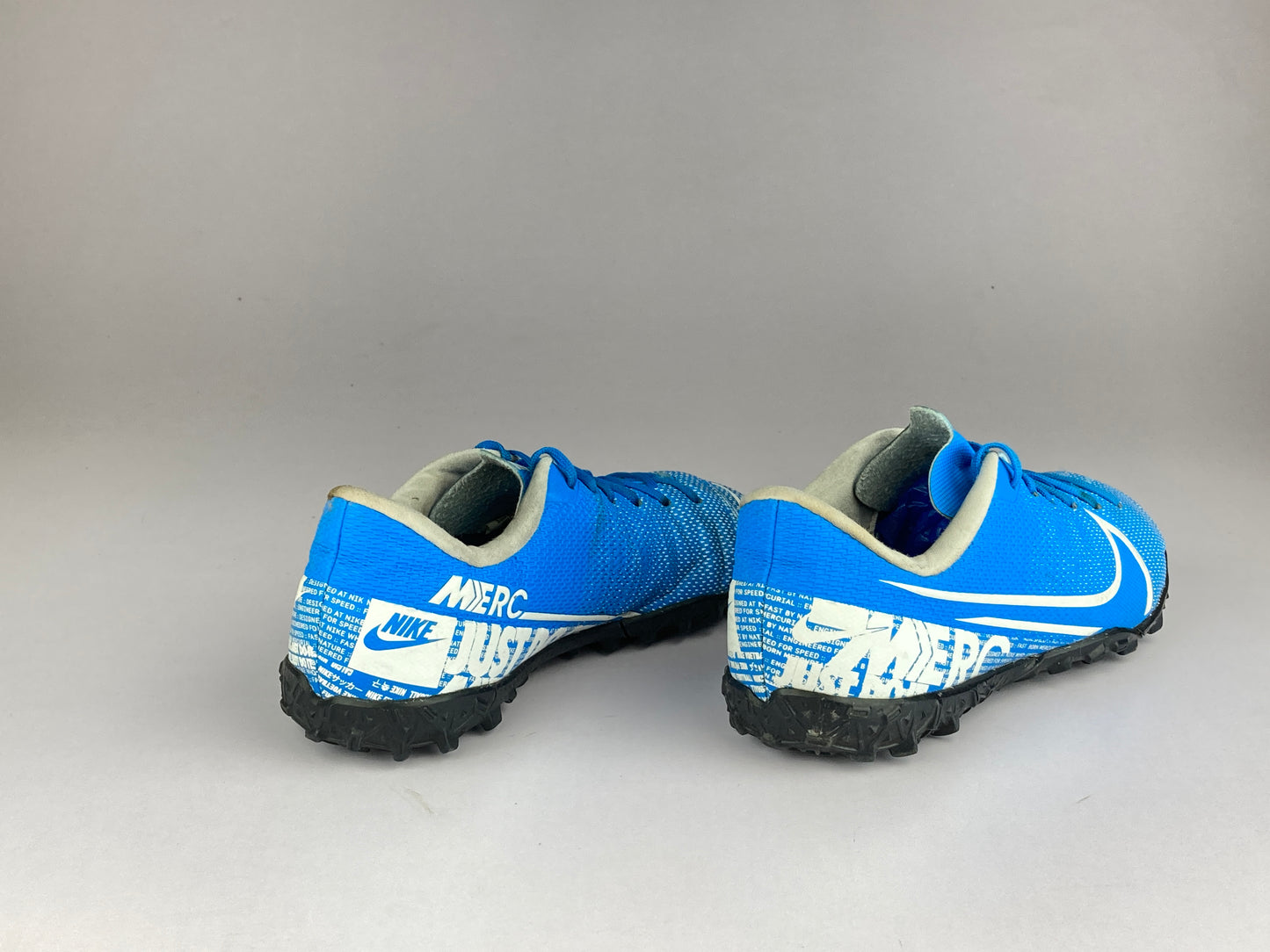 Shoes that are available online in Pakistan at athleticorner.com