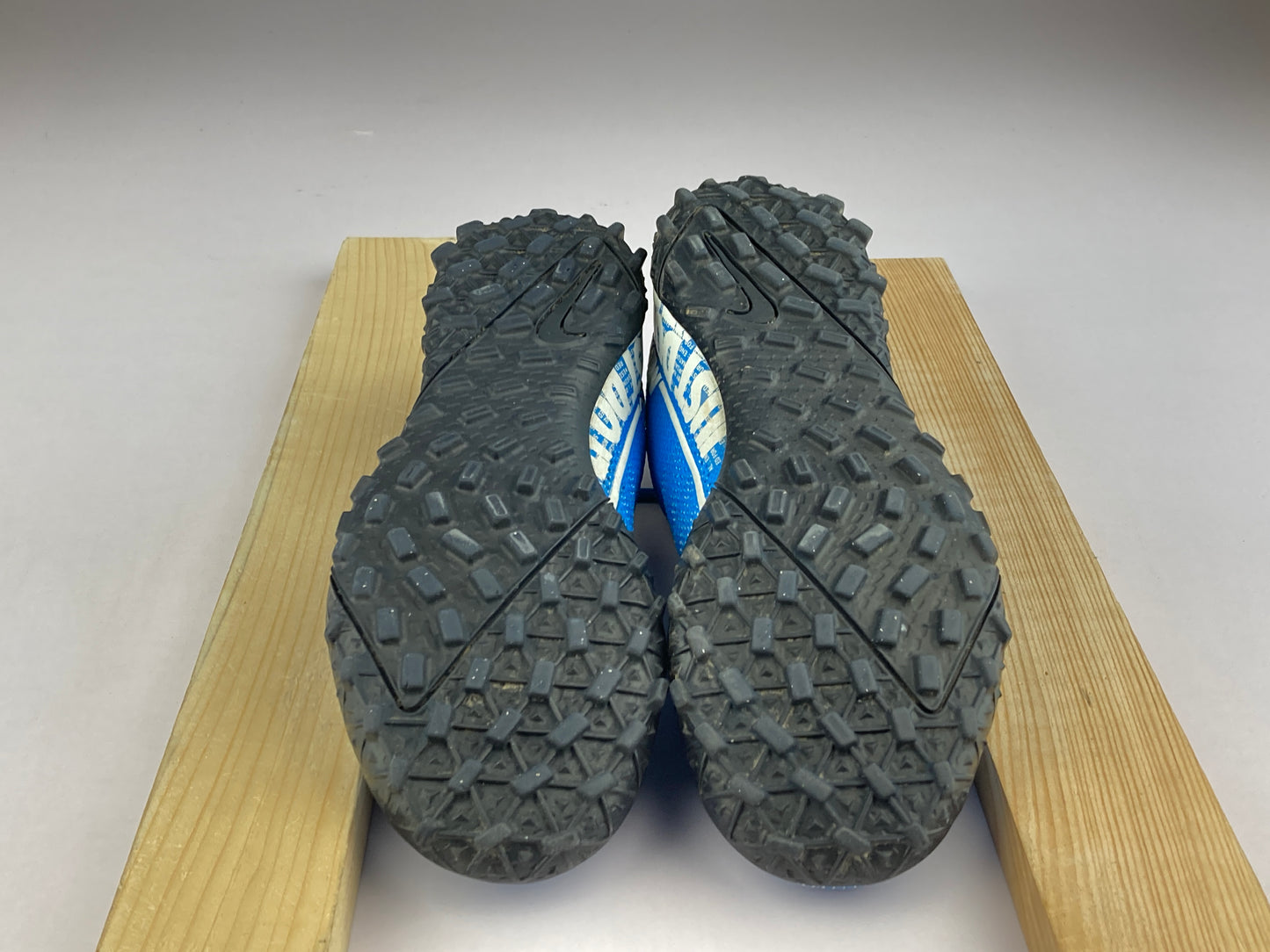Shoes that are available online in Pakistan at athleticorner.com