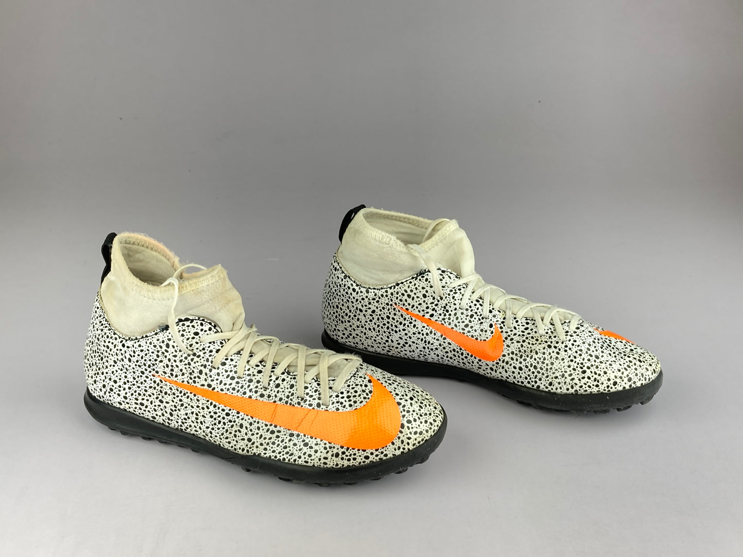 Shoes that are available online in Pakistan at athleticorner.com