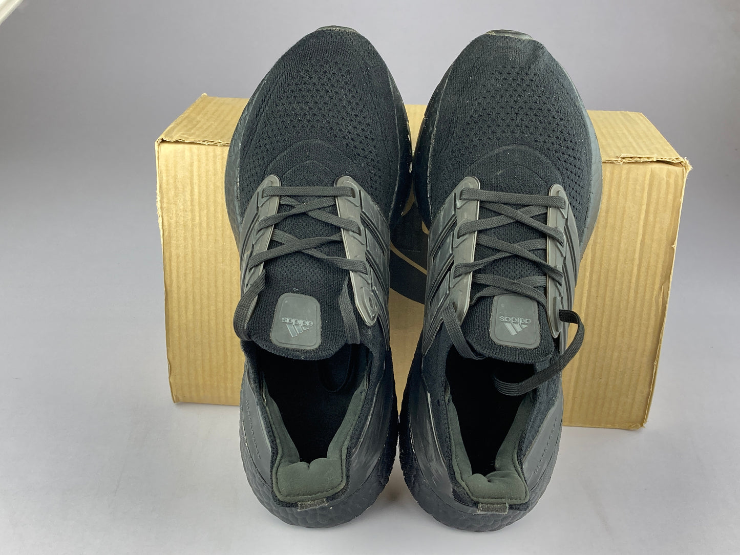 Shoes that are available online in Pakistan at athleticorner.com