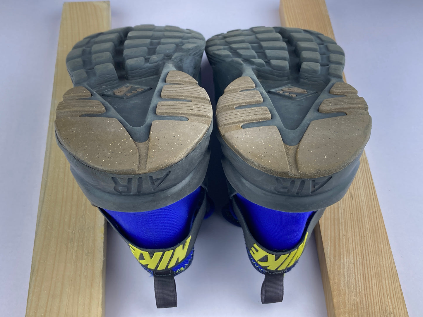 Shoes that are available online in Pakistan at athleticorner.com