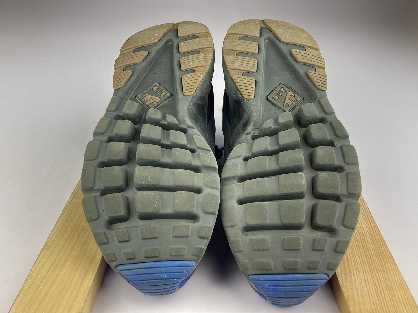 Shoes that are available online in Pakistan at athleticorner.com