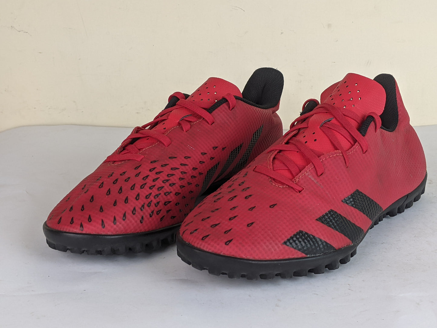 adidas Predator Freak .4 TF Meteorite - Red/Core Black