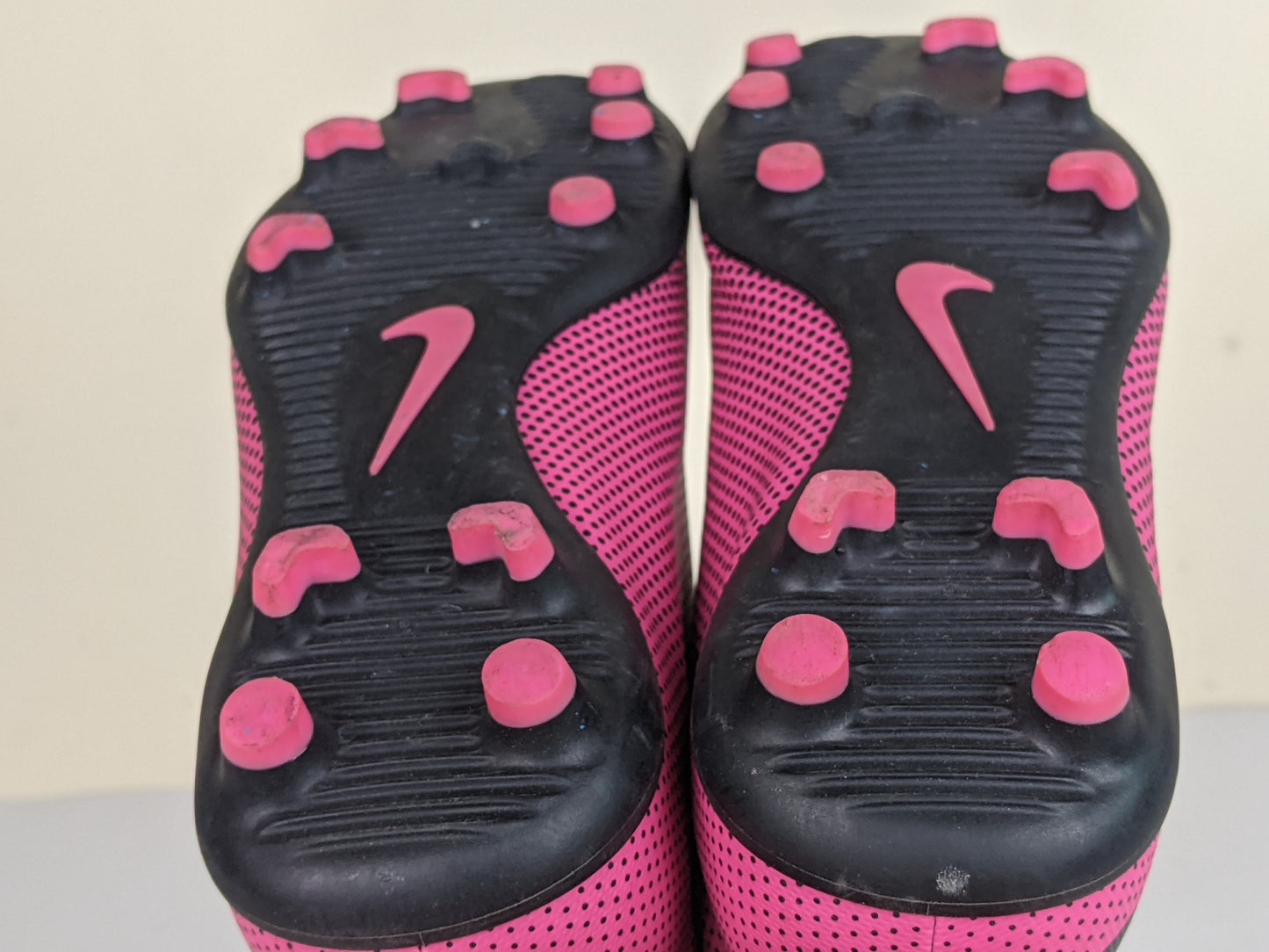Nike Bravata FG 'Pink/Black