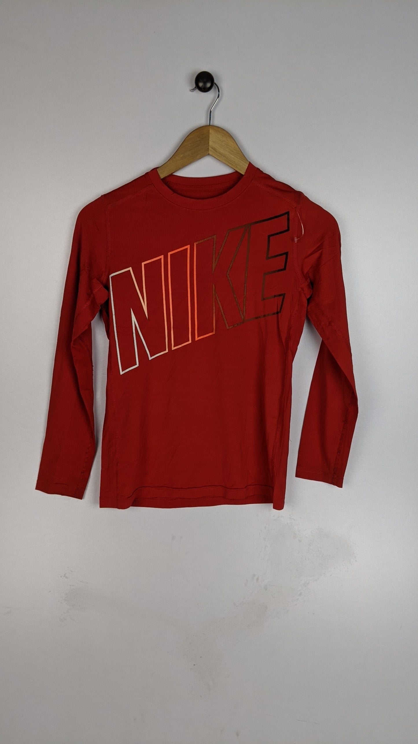 Nike Red Logo Gradient